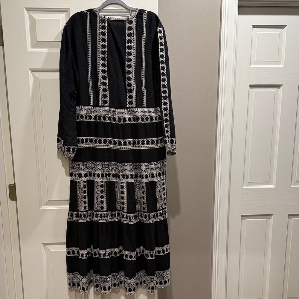 Zara Black and White Embroidered Bohemian Linen Dress - XL - Picture 10 of 11